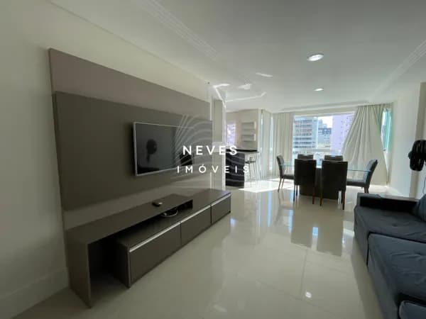 APARTAMENTO AMPLO NA BARRA NORTE 04 DORMITÓRIOS