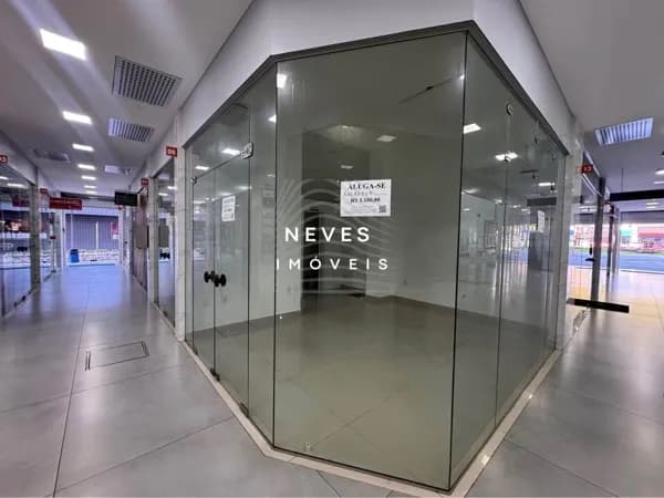 SALA TÉRREA EM GALERIA NA BARRA NORTE EM BC