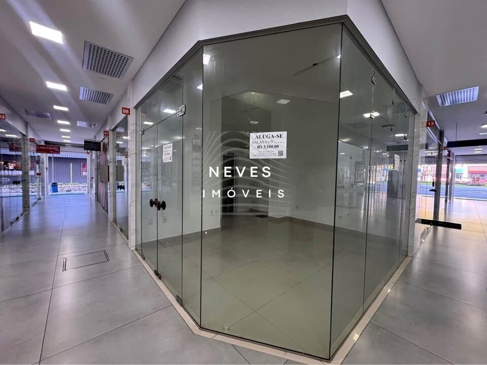 SALA TÉRREA EM GALERIA NA BARRA NORTE EM BC