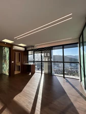 Sala Aérea para Locação Comercial Semi Mobiliada