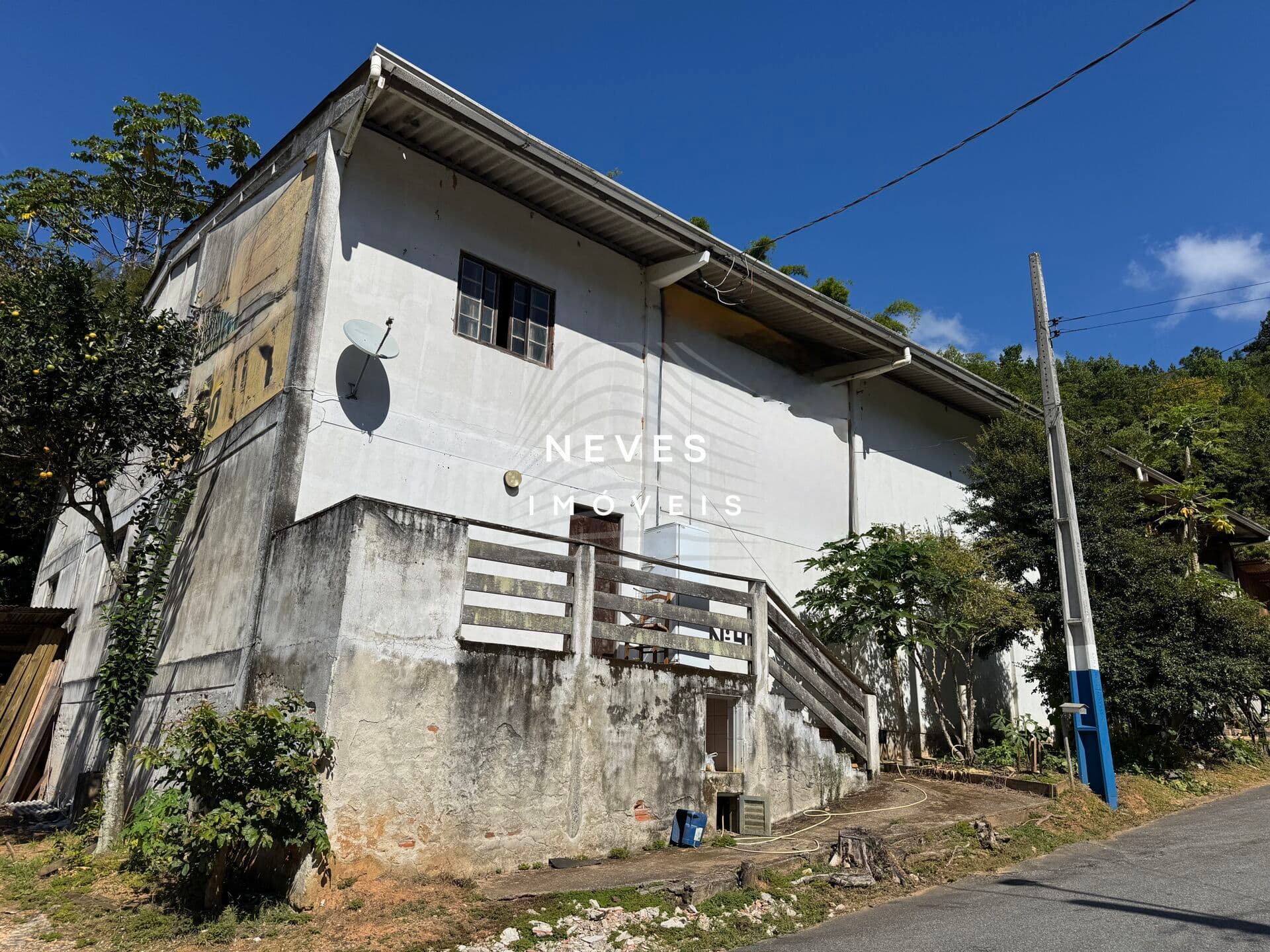 Galpão para Locação no Ariribá em Balneário Camboriú | 468m² | Pé Direito Alto