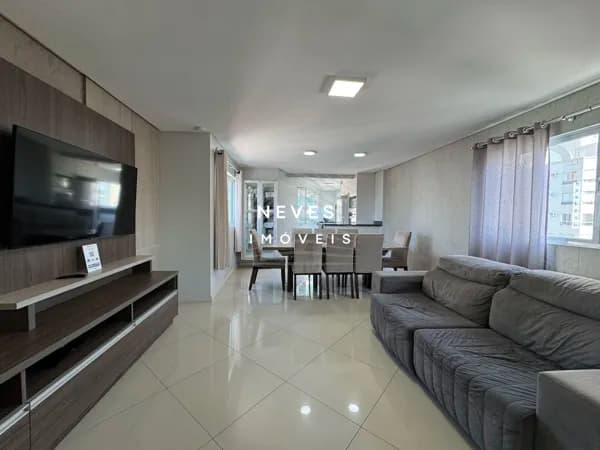 Apartamento no Centro de Balneário Camboriú – Venda / Locação