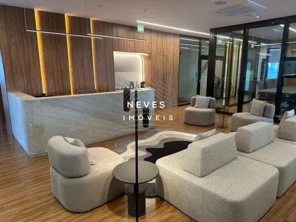 SALA COMERCIAL EM AMBIENTE CORPORATIVO 50M2