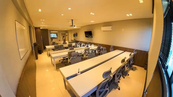 SALA ÁEREA SKY BUSINESS MOBILIADA 72M²