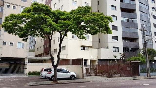 Apartamento Padrão para Venda em Vila Izabel Curitiba-PR