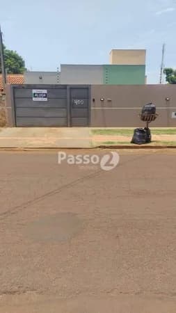 Casa Padrão para Venda em Vila Industrial Dourados-MS