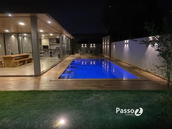 Casa Padrão para Venda em Altos Do Indaiá Dourados-MS