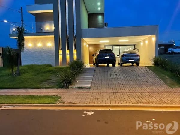 VENDE-SE - Casa em Condomínio