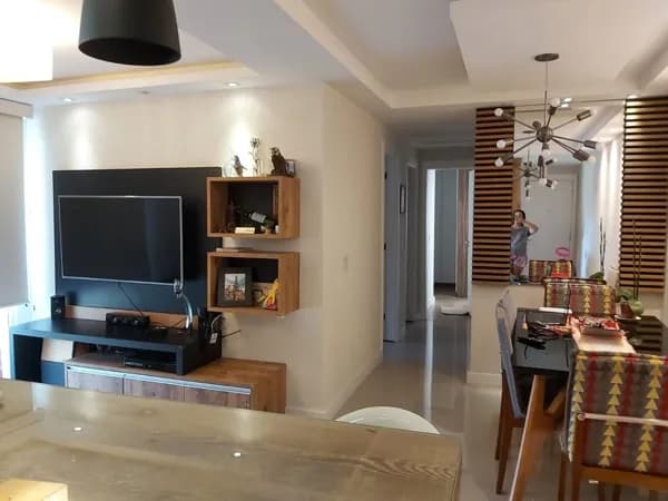 Excelente apartamento com 73m2, 3 quartos, suíte, armários e acabamentos de 1ª qualidade, em Maria Paula - Niterói