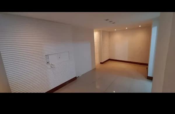 Ótimo apartamento na rua Maria Rita