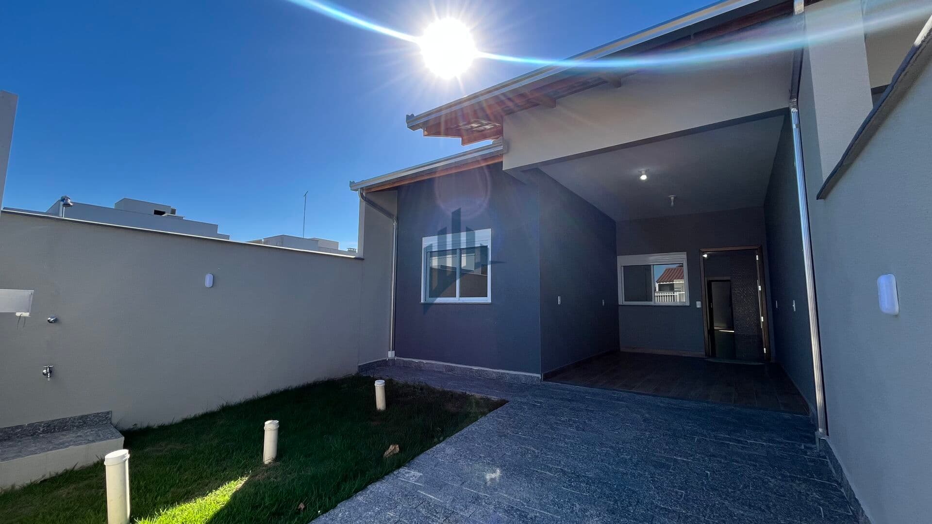 Casa pronta em Balneário Piçarras/SC