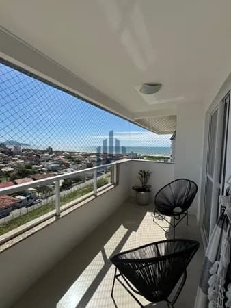 Apartamento 3 quartos quadra mar, Navegantes/SC