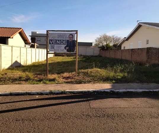 Lote/Terreno em Carazinho - Loeff