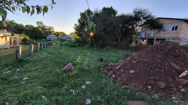 Terreno 850m² com fácil acesso