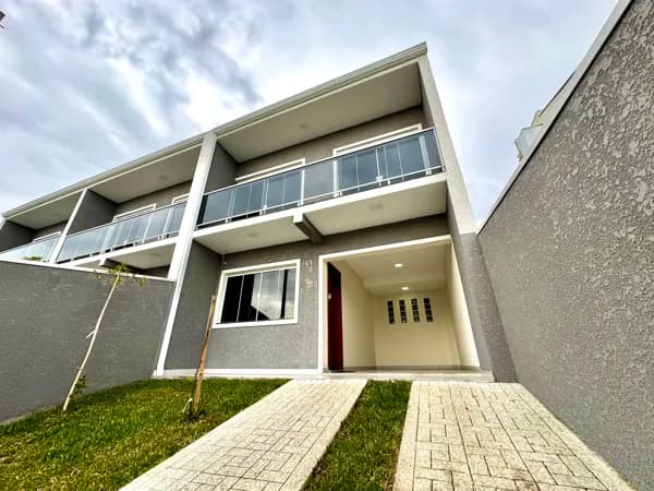 Sobrado em Curitiba - Alto Boqueirão