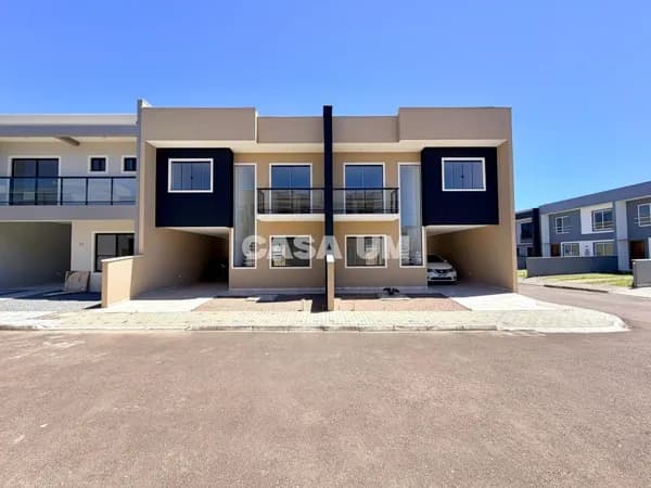 Sobrado em São José dos Pinhais - Ouro Fino