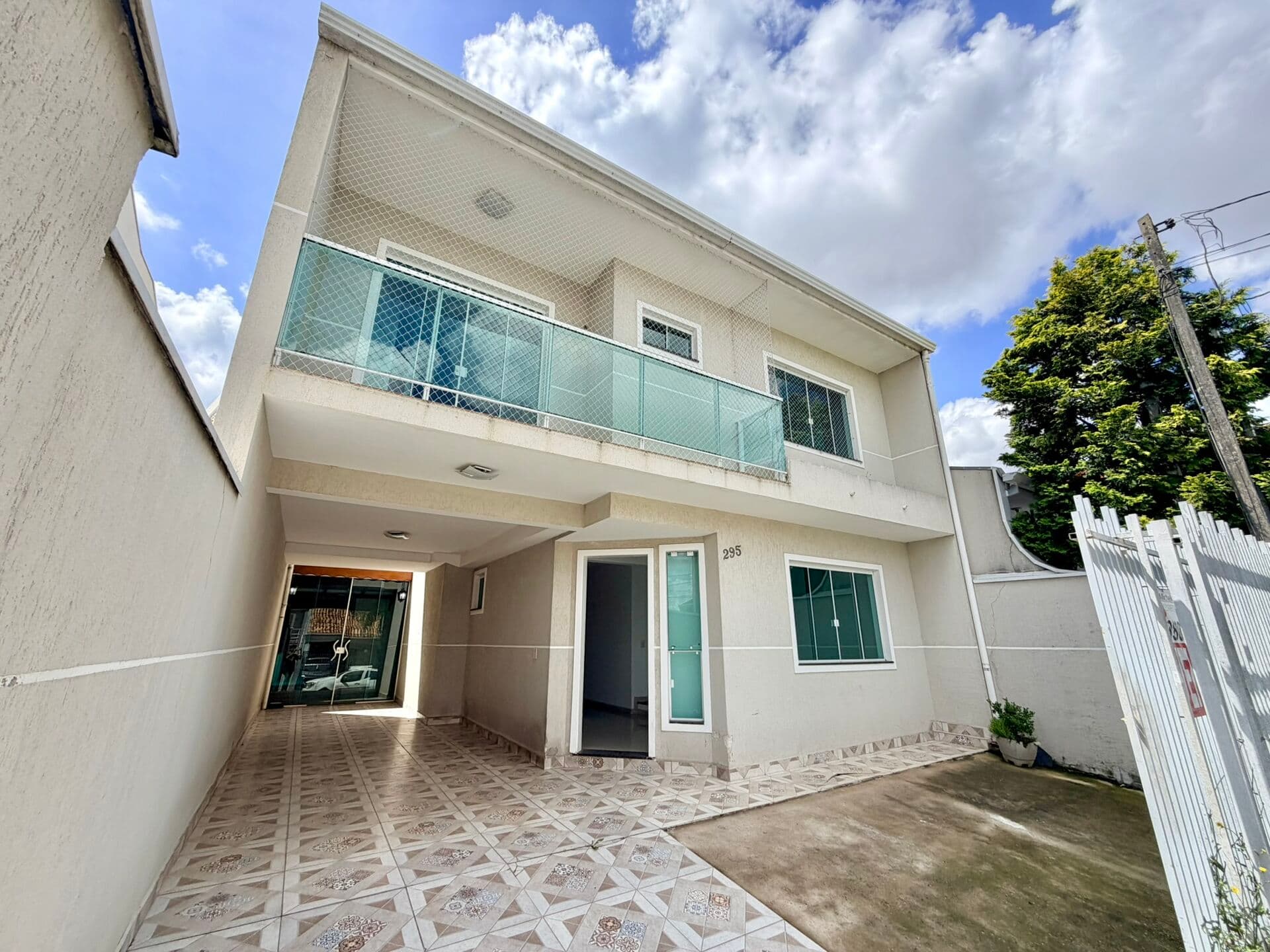 Sobrado em São José dos Pinhais - Afonso Pena
