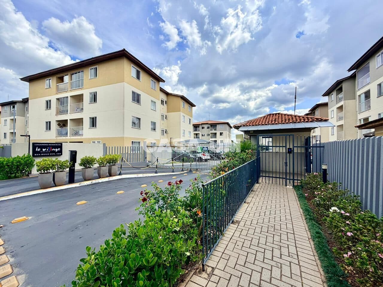 Apartamento em São José dos Pinhais - Zaniolo