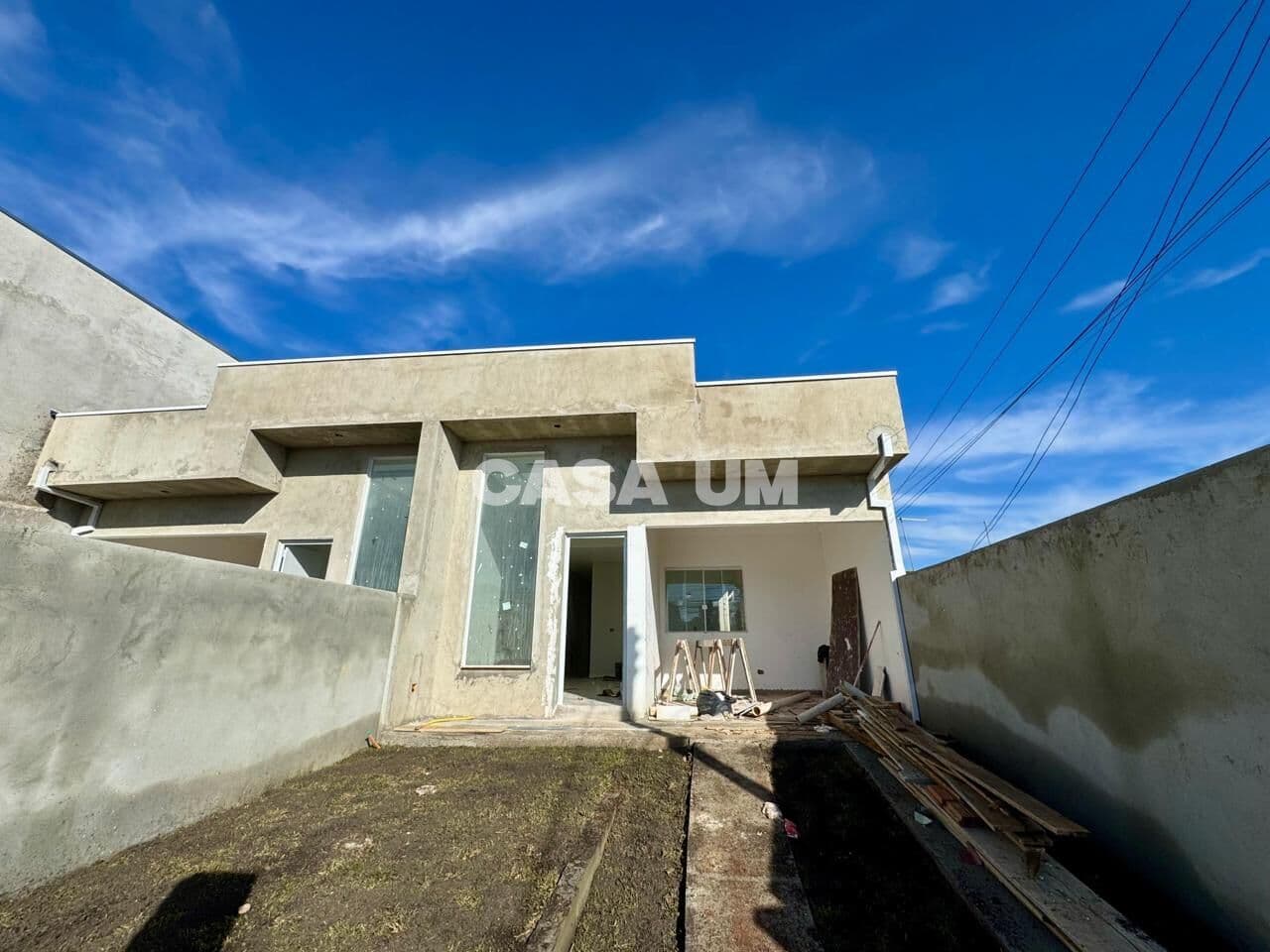 Casa em São José dos Pinhais - SÃO MARCOS