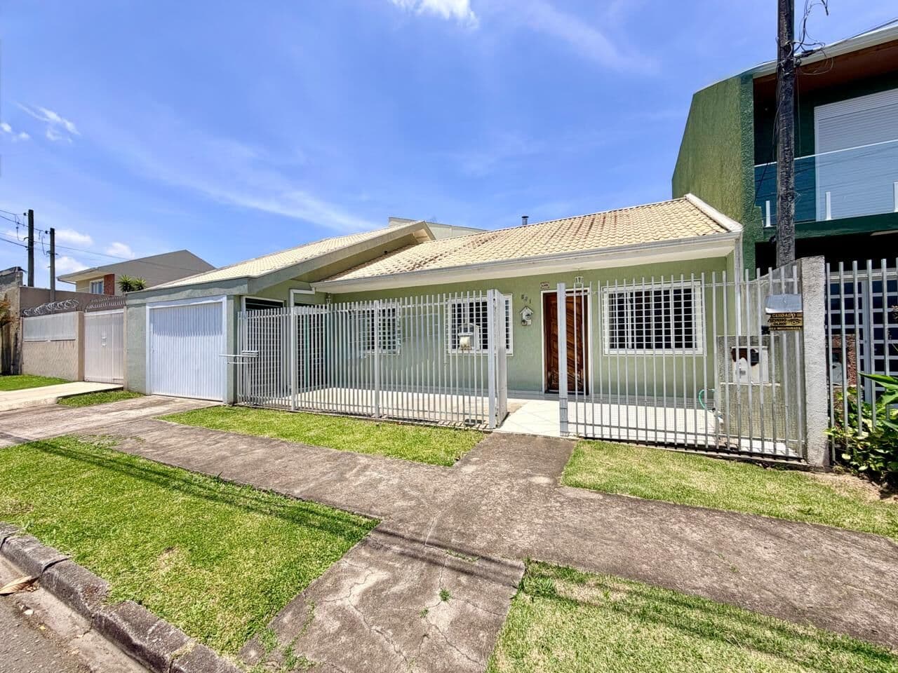 Casa em São José dos Pinhais - Afonso Pena