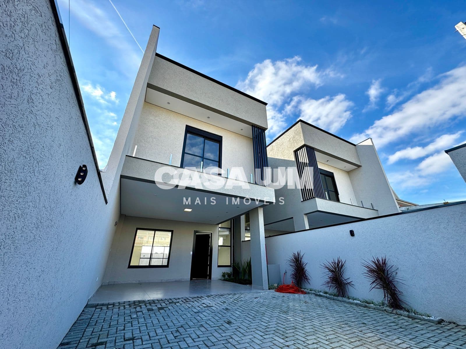 Sobrado em São José dos Pinhais - Aristocrata
