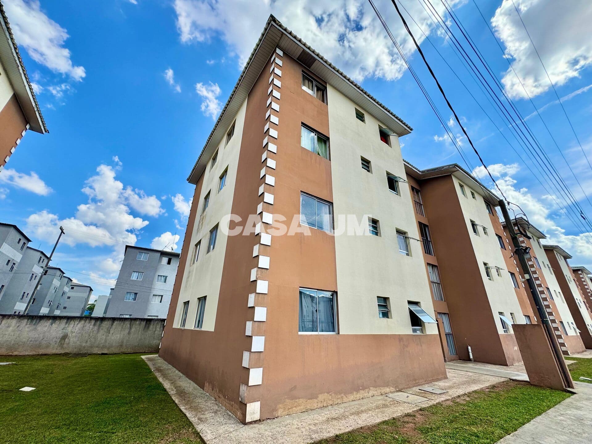 Apartamento em São José dos Pinhais - Ouro Fino