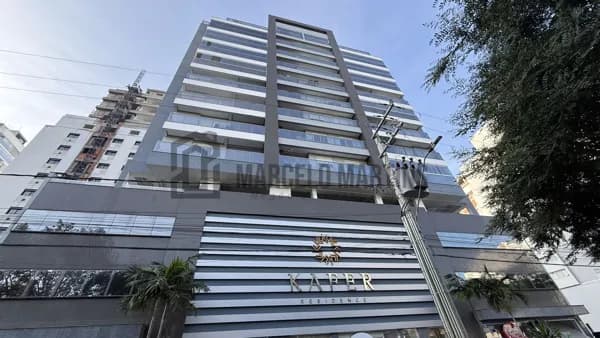 **Apartamento mobiliado com 2 dormitórios na Avenida Principal da Pedra Branca | Kafer Residence**