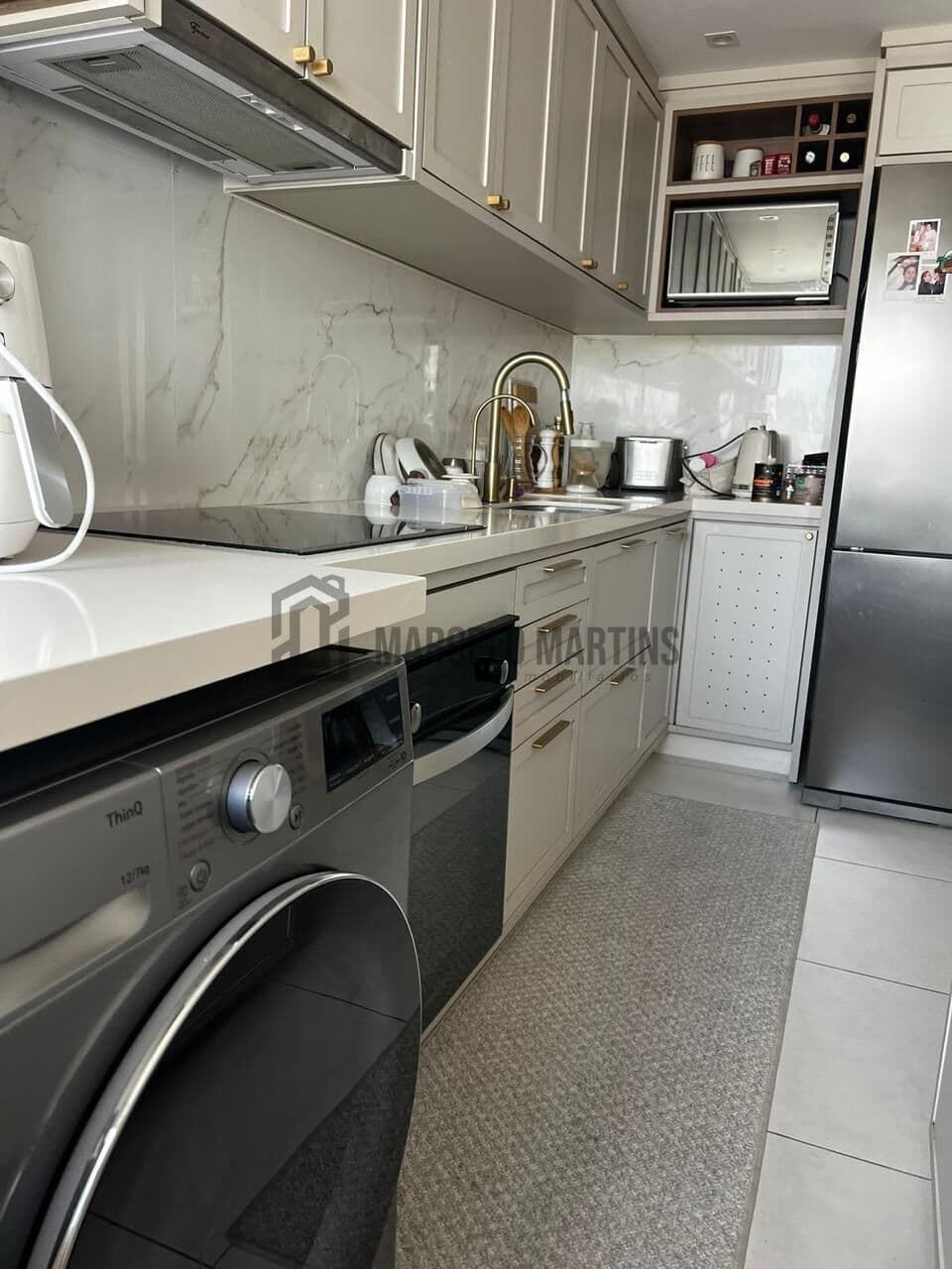 Apartamento Mobiliado com 2 Vagas à Venda em São José | Suíte, Sol da Tarde e Condomínio Completo