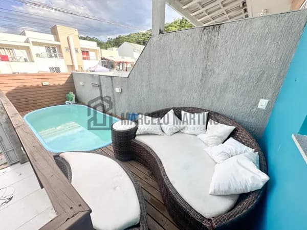 Casa 54m² com Piscina e 2 Dorms - Bela Vista