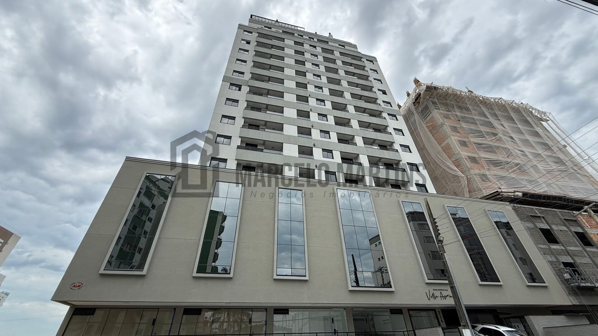 Apartamento Alto Padrão, 2 Dorms (1 Suíte) com 2 Vagas – Pagani – Palhoça
