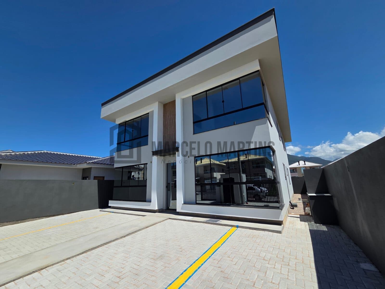 Apartamento 63,26m² com Suíte e Sacada Fechada com Churrasqueira – Nova Palhoça