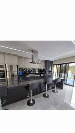 Casa Alto Padrão com 1 suíte master + 3 quartos no bairro Souza Cruz - Brusque/SC