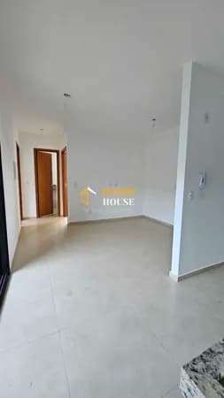 Apartamento 2/4 c suite reversível bairro Boa Vista, Anápolis/GO