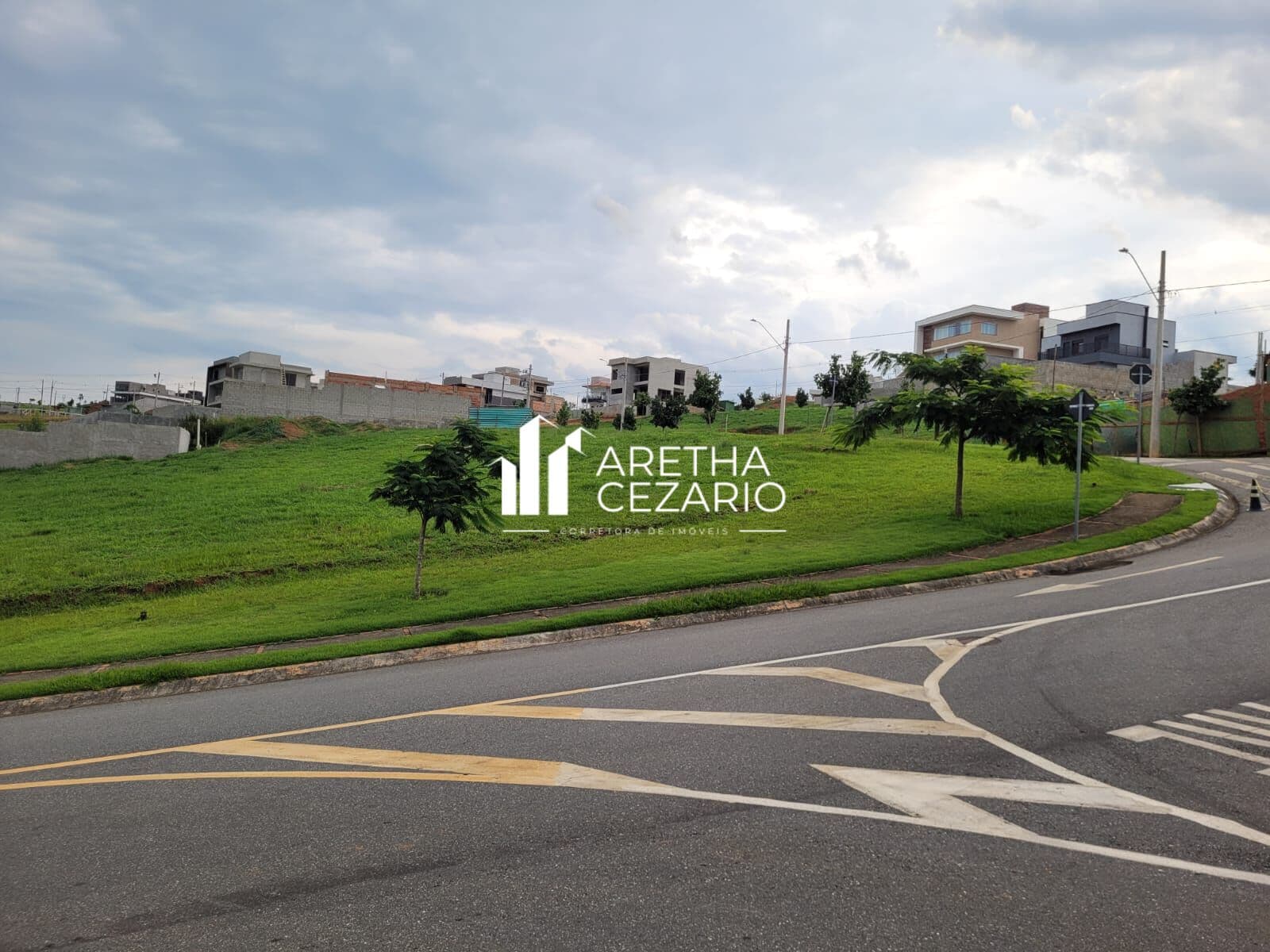 Terreno à venda - 450m² Por R$410.000 - Condomínio Cyrela Landscape - Taubaté - SP
