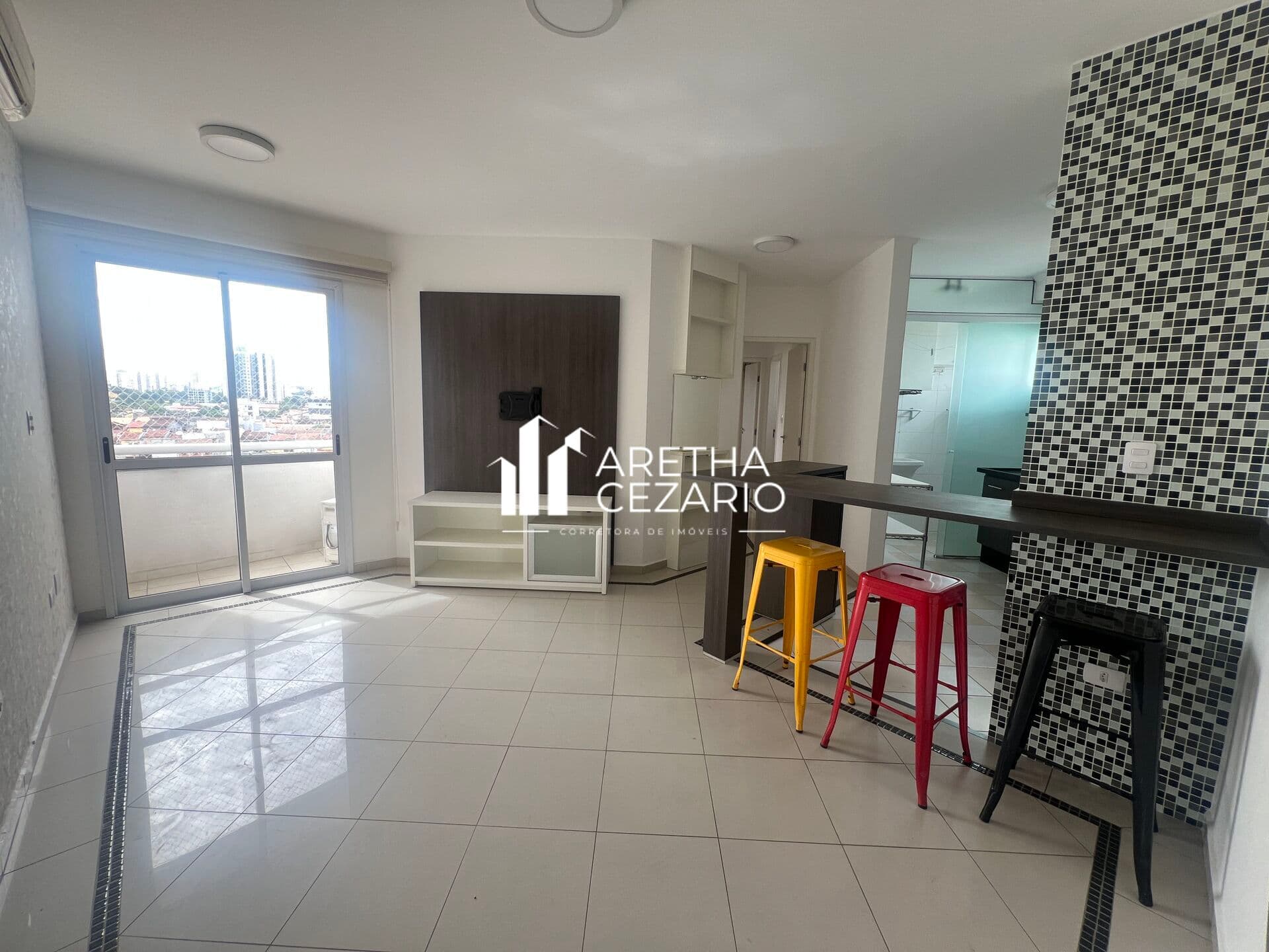 Apartamento com 02 Dormitórios sendo uma suíte à venda, 65m² em Vila Costa - Taubaté - SP