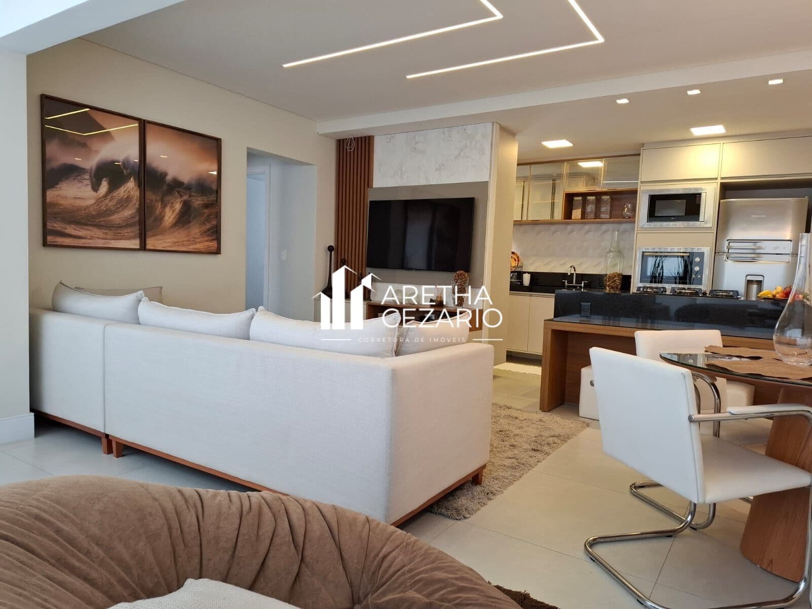 Apartamento com 02 Dormitórios sendo uma suíte à venda, 77 m² por R$ 848.000 - Condomínio Manacá - Centro - Taubaté - SP