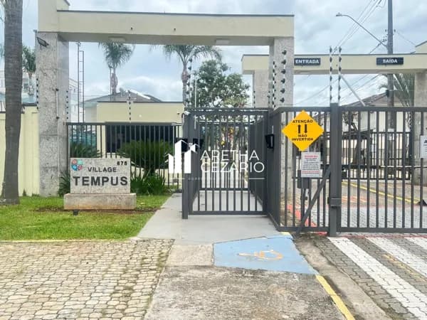 Sobrado de 03 Dormitórios sendo uma suíte à venda no Condomínio Village Tempus - Taubaté SP