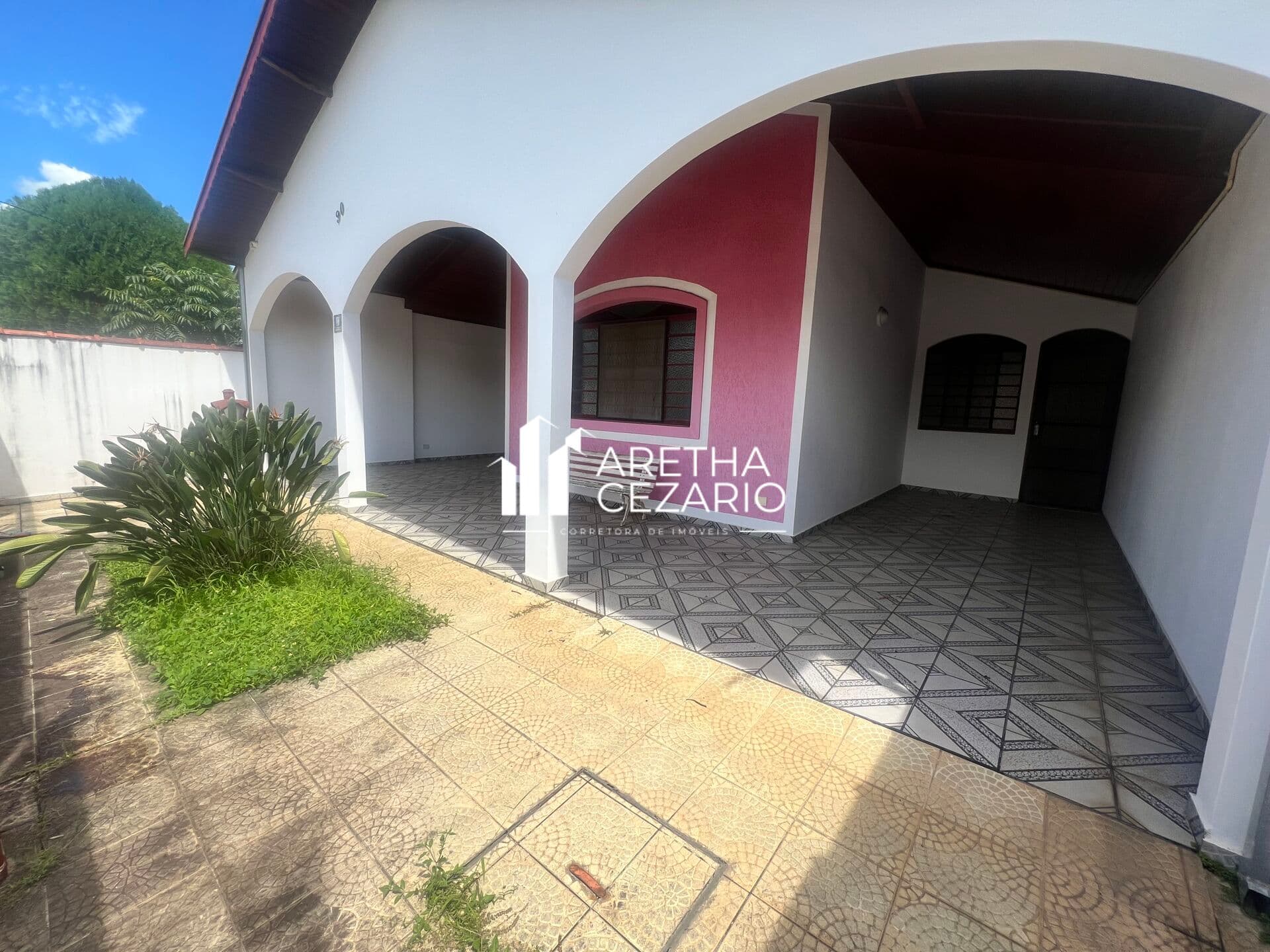 " OPORTUNIDADE " Casa com 03 Dormitórios sendo uma suíte à venda, 170 m² Por R$520.000 - Jardim Independência - Taubaté - SP