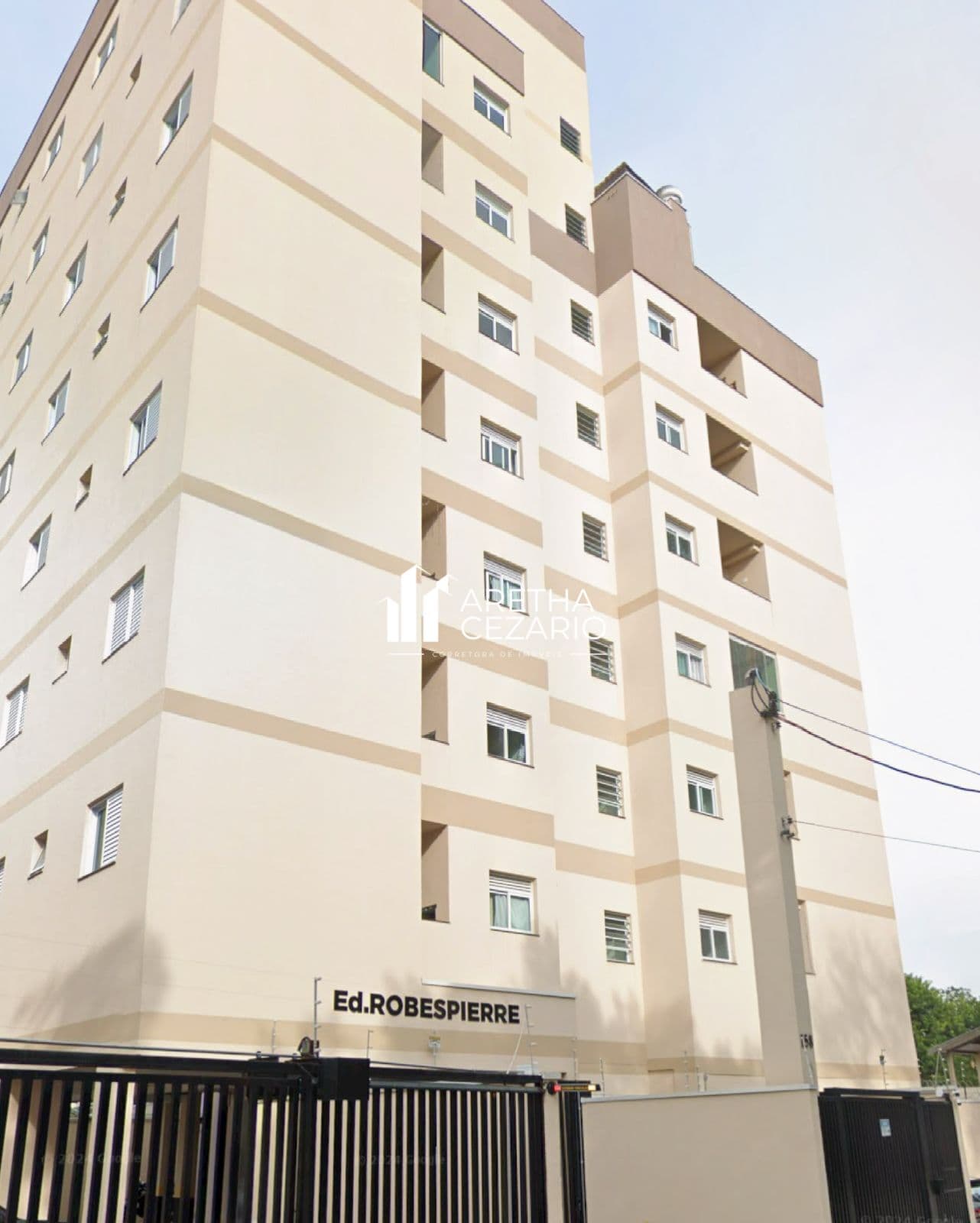 Apartamento com 02 Dormitórios à venda, 54m² por R$ 275.000 - Edifício Robespierre - Taubaté - SP