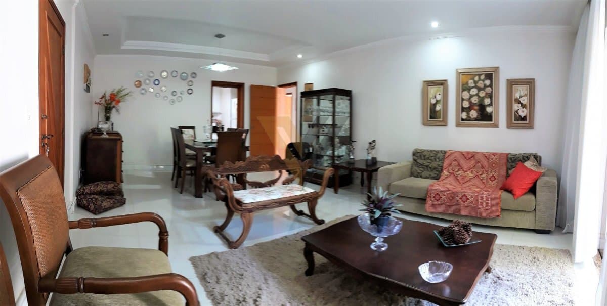 Apartamento Alto Padrão para Venda em Centro Leopoldina-MG