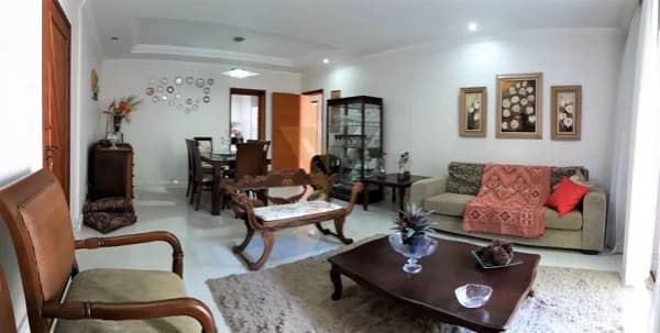 Apartamento Alto Padrão para Venda em Centro Leopoldina-MG