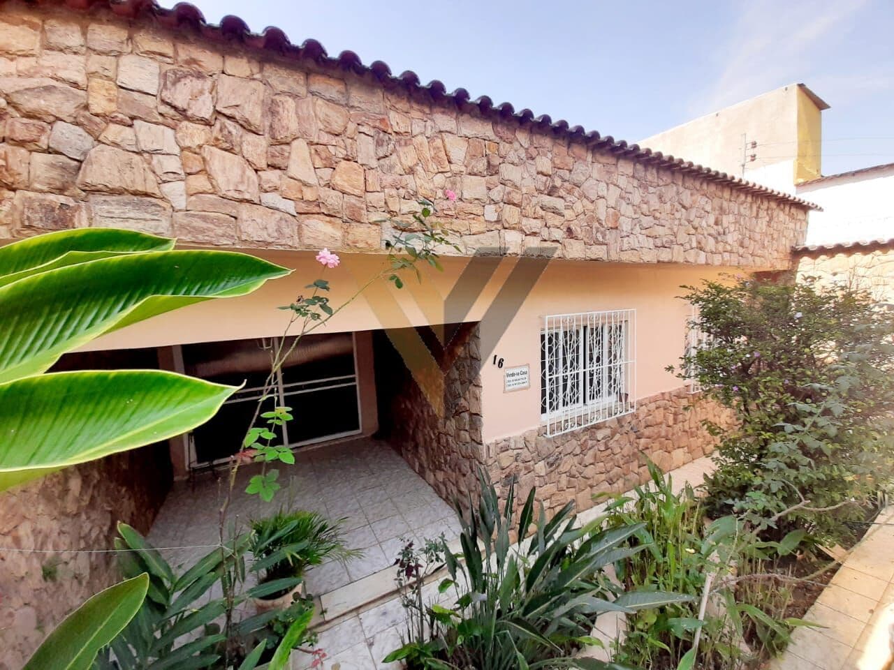 Casa em Leopoldina - Maria Guimarães França