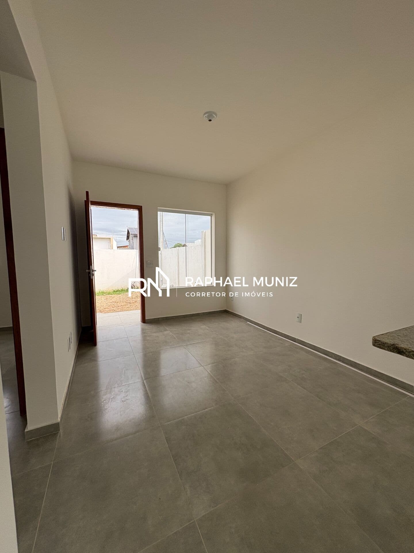 Casa à venda no bairro Village Tropical - Campos dos Goytacazes/RJ