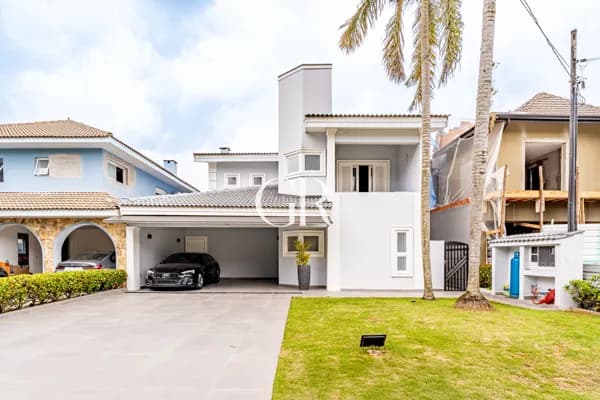 🏡 Casa Alpha 04 – 360m² Recém Reformada, 3 Suítes, Suíte Master com 90m² e Mobiliário Assinado