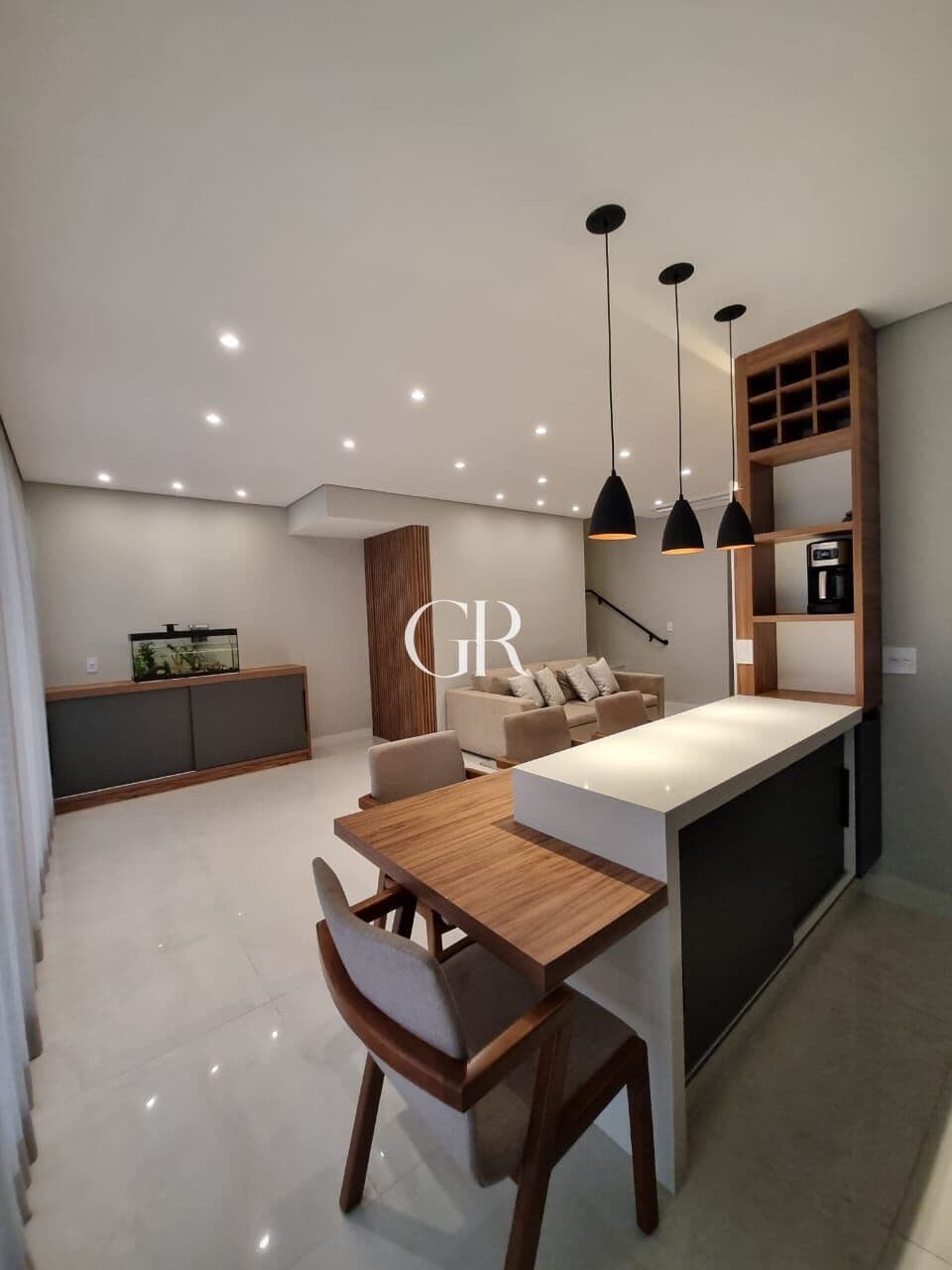 🏡 Casa 100% Equipada e Decorada | 152m² | 3 Suítes | Mobiliada | Porteira Fechada