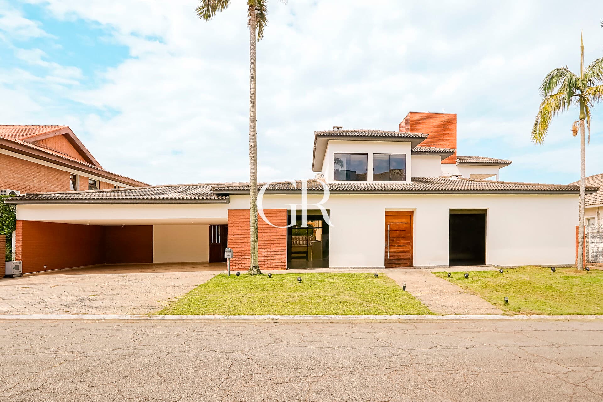🏰 Casa Alpha 05 – 620m² em Terreno de 850m² com 4 Suítes, SPA com Hidromassagem e Espaços Versáteis
