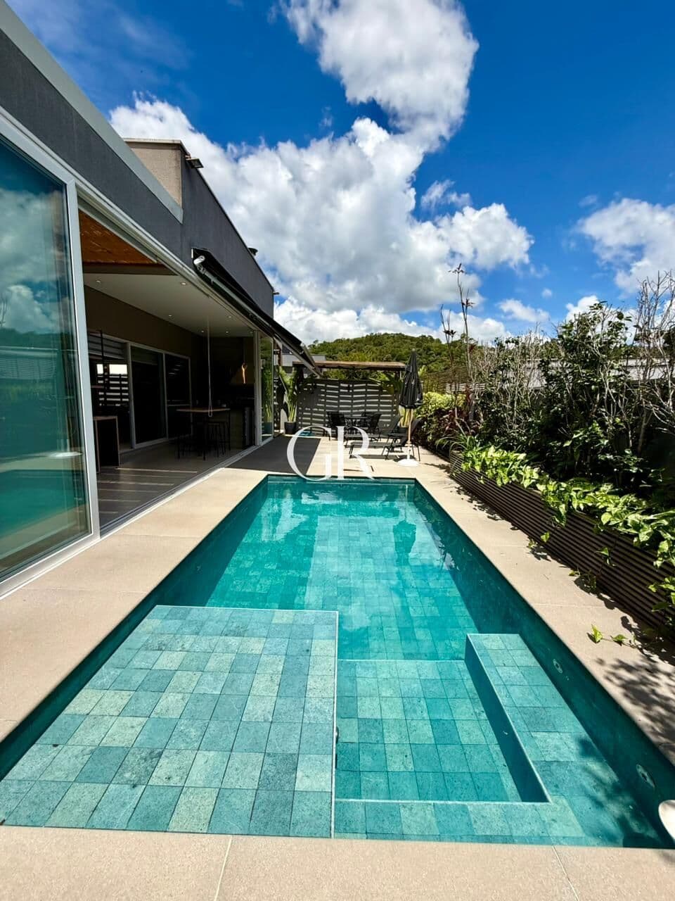 Casa em Santana de Parnaíba - Cidade Tamboré