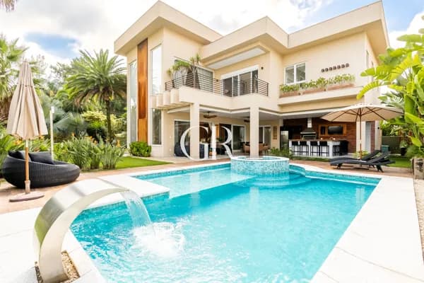 🏡 Casa Alphaville 9 – 550m² com Home Theater, 2 Cozinhas, Spa e Porteira Fechada