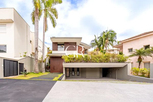 🏰 Casa Alphaville Zero – 600m² Totalmente Modernizada com 4 Suítes, Jacuzzi, Sauna e Garagem para 9 Veículos