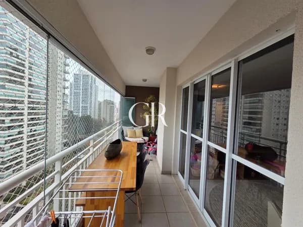Apartamento em Barueri - Alphaville Centro Industrial e Empresarial/Alphaville.